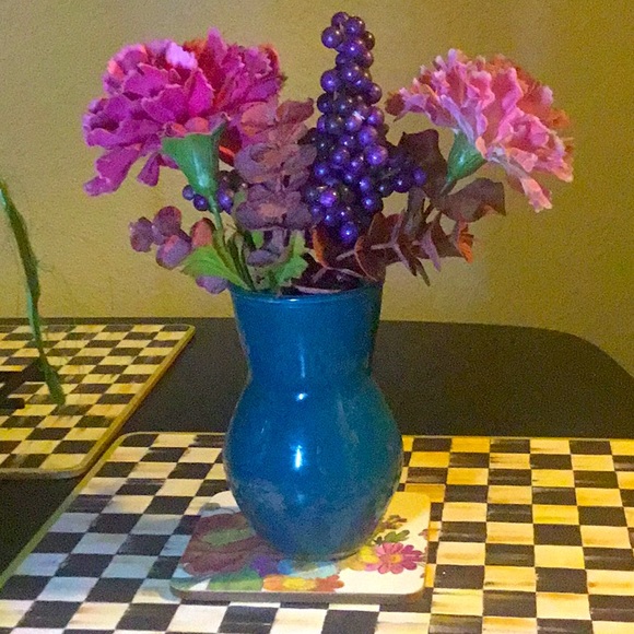 “Vase,and,Flowers “🦋🌸💕 - Picture 2 of 2